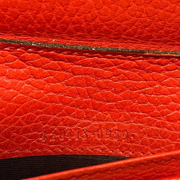 GUCCI Red  Leather Zip Around Wallet - Preowned - Picture 8 of 10